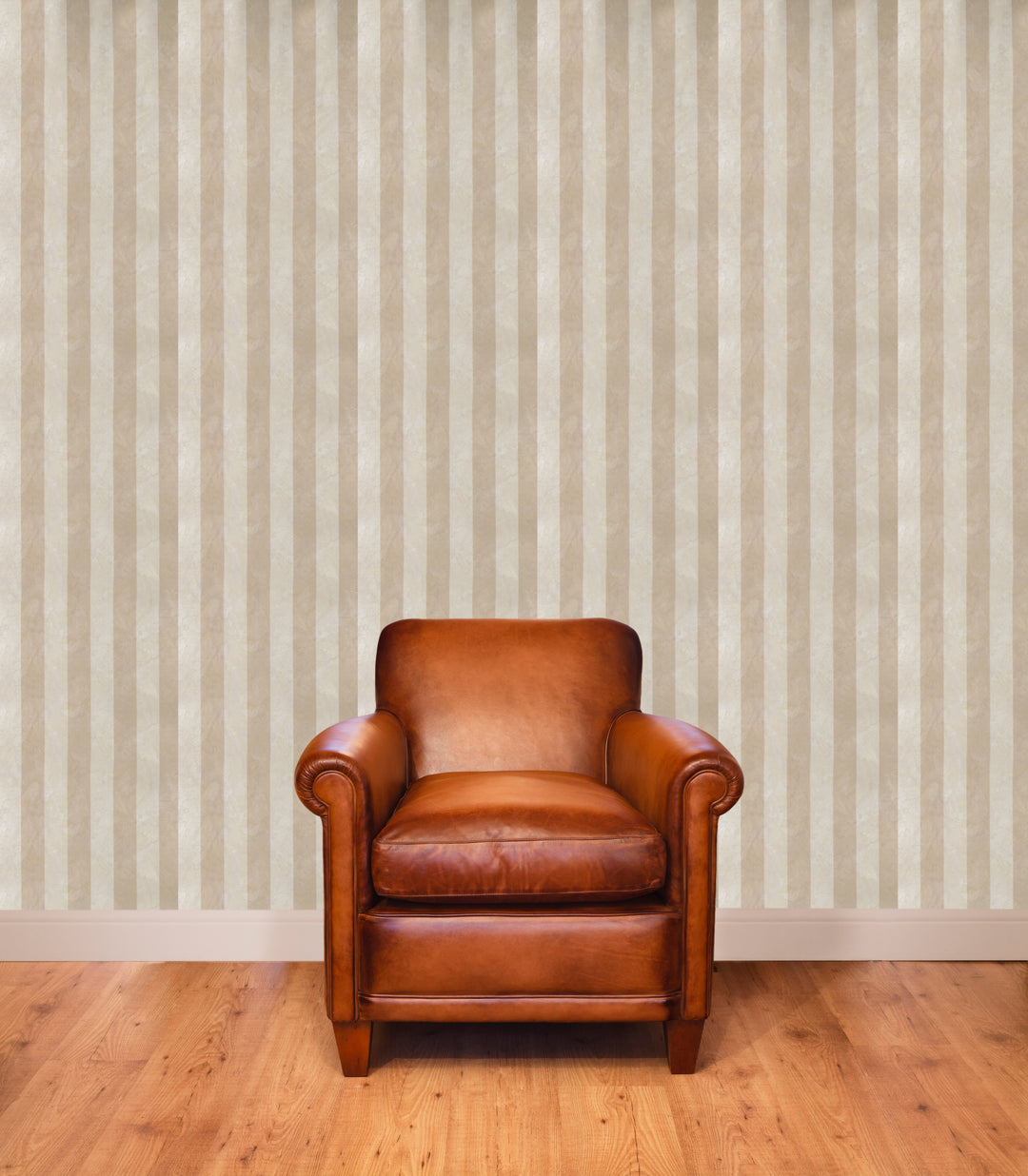 Prince Charles Elegant Stripe Wallpaper 83012